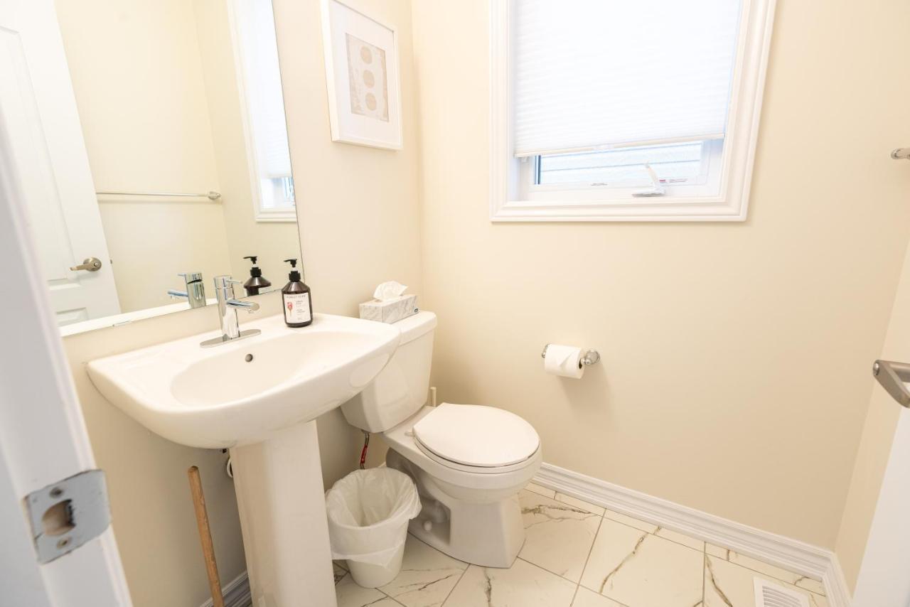 Brand New Home Minutes From Niagara Falls. Thorold Exterior foto
